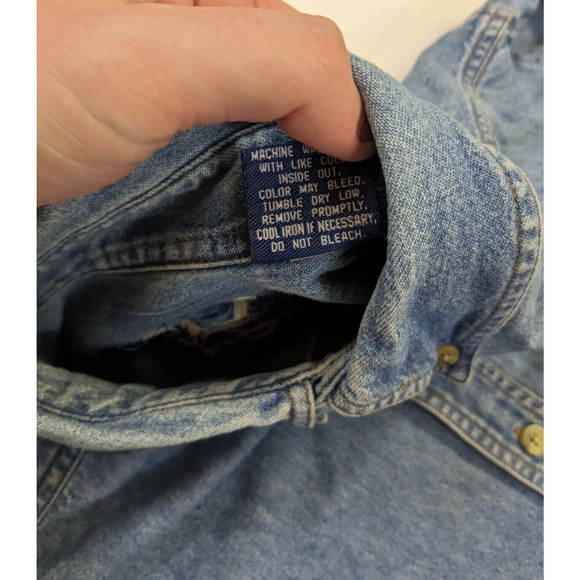 Hard Rock Cafe Men Size M 100% Cotton Blue Button Up Denim Shirt ST LOUIS - Picture 5 of 9